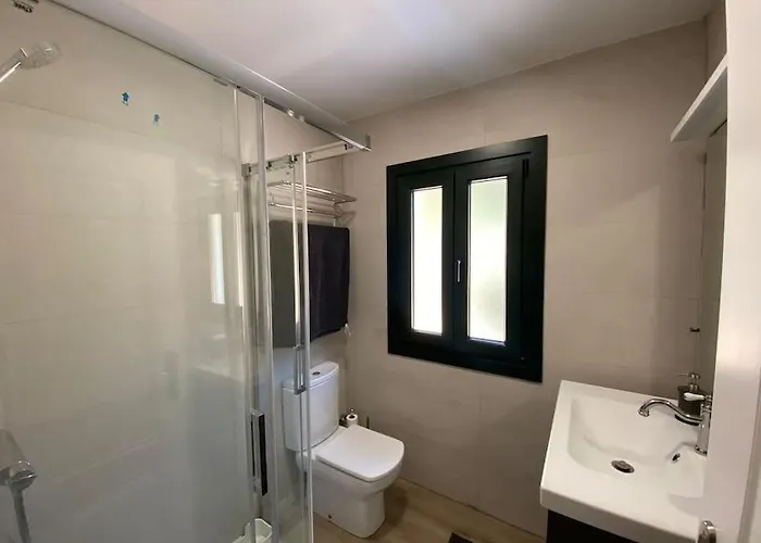 Casa En Montealegre Reformada Y Acogedora * Sámano