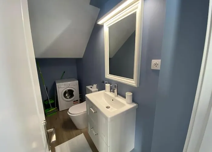 Casa En Montealegre Reformada Y Acogedora * Sámano